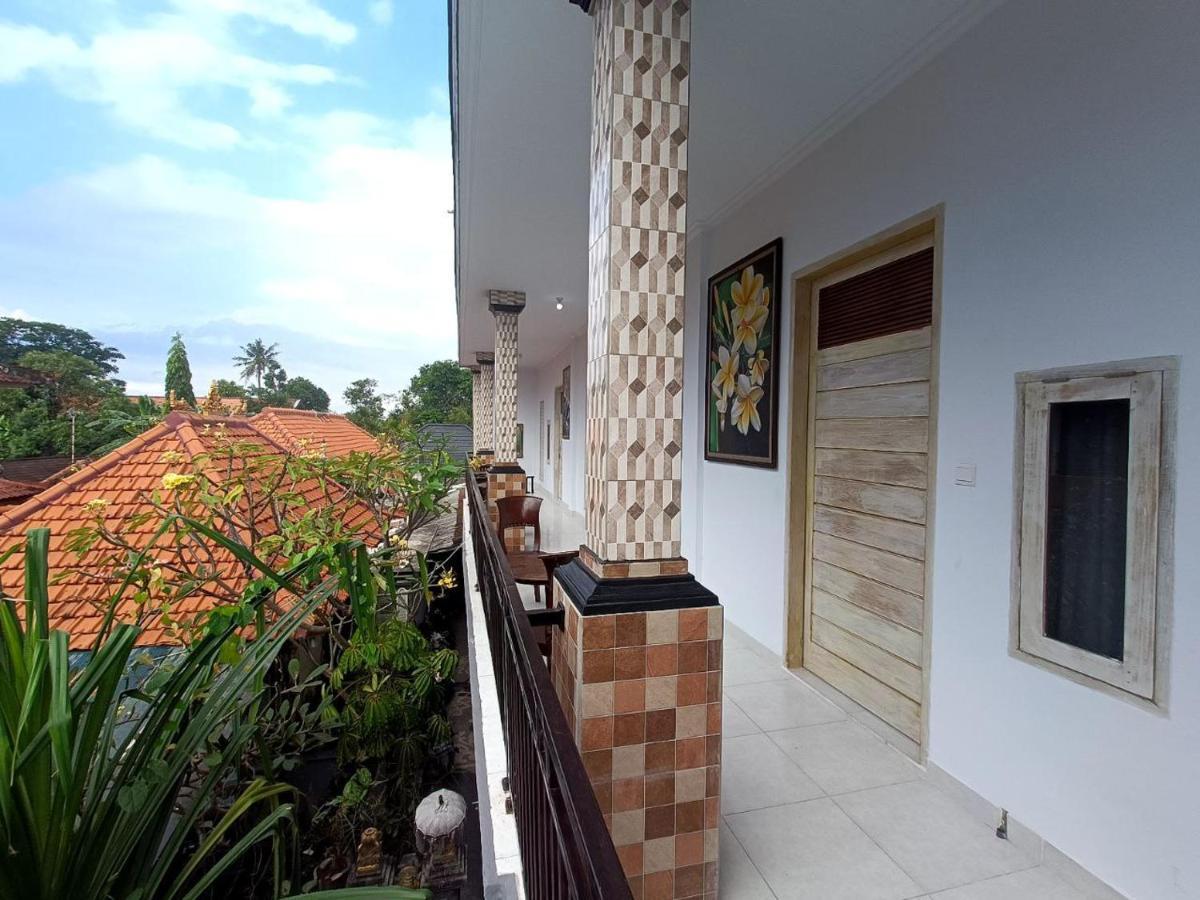 Roy Guest House Canggu  Exterior photo